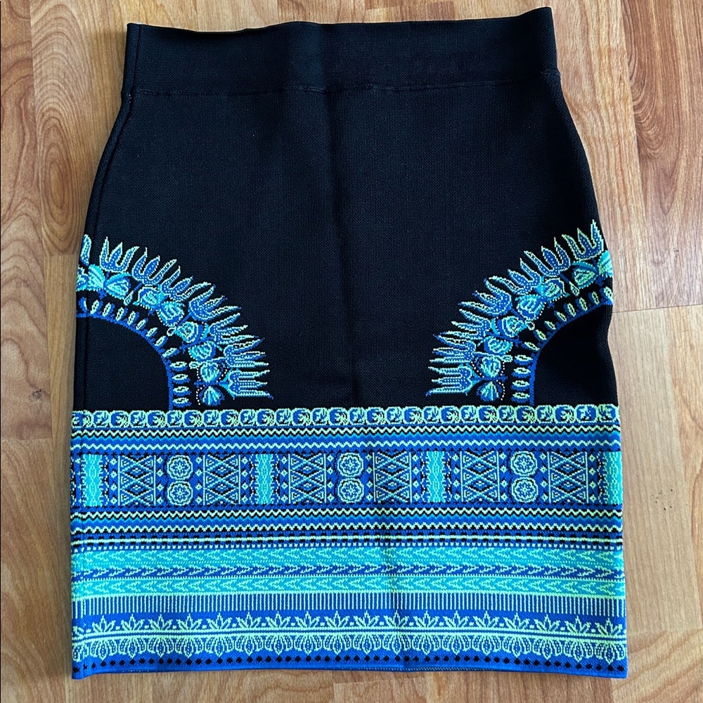 BCBGMaxAzria Black and Teal bandage skirt